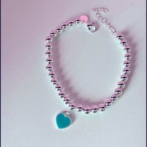 Beautiful never worn 925 Tiffany and Co bracelet